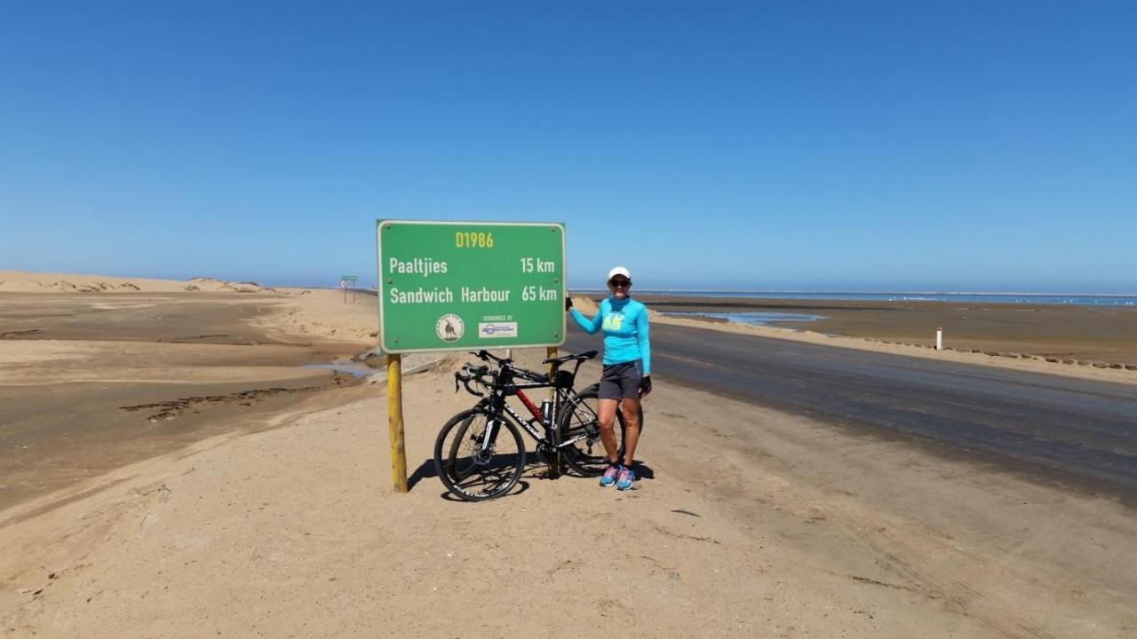 Appartamento Lagoon View Self Catering Walvis Bay Esterno foto