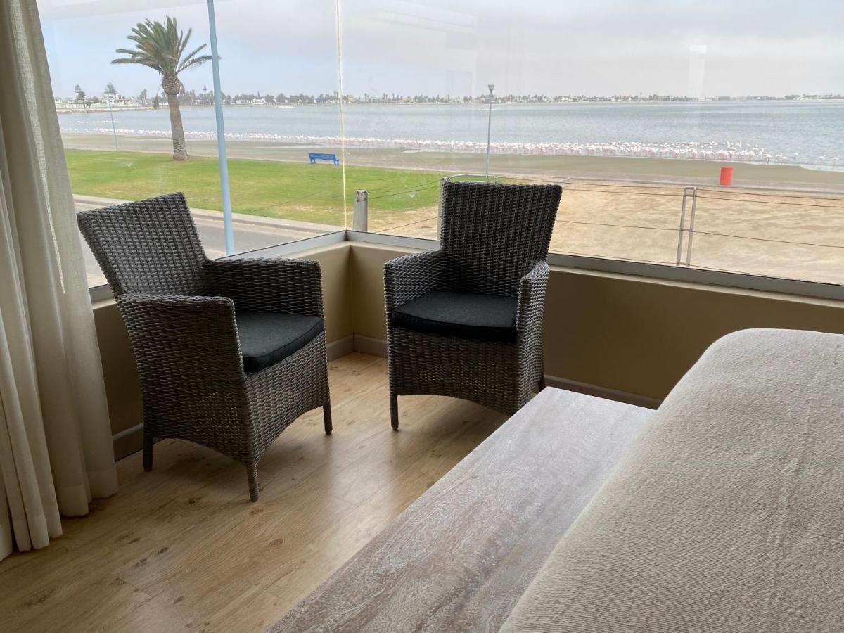 Appartamento Lagoon View Self Catering Walvis Bay Esterno foto