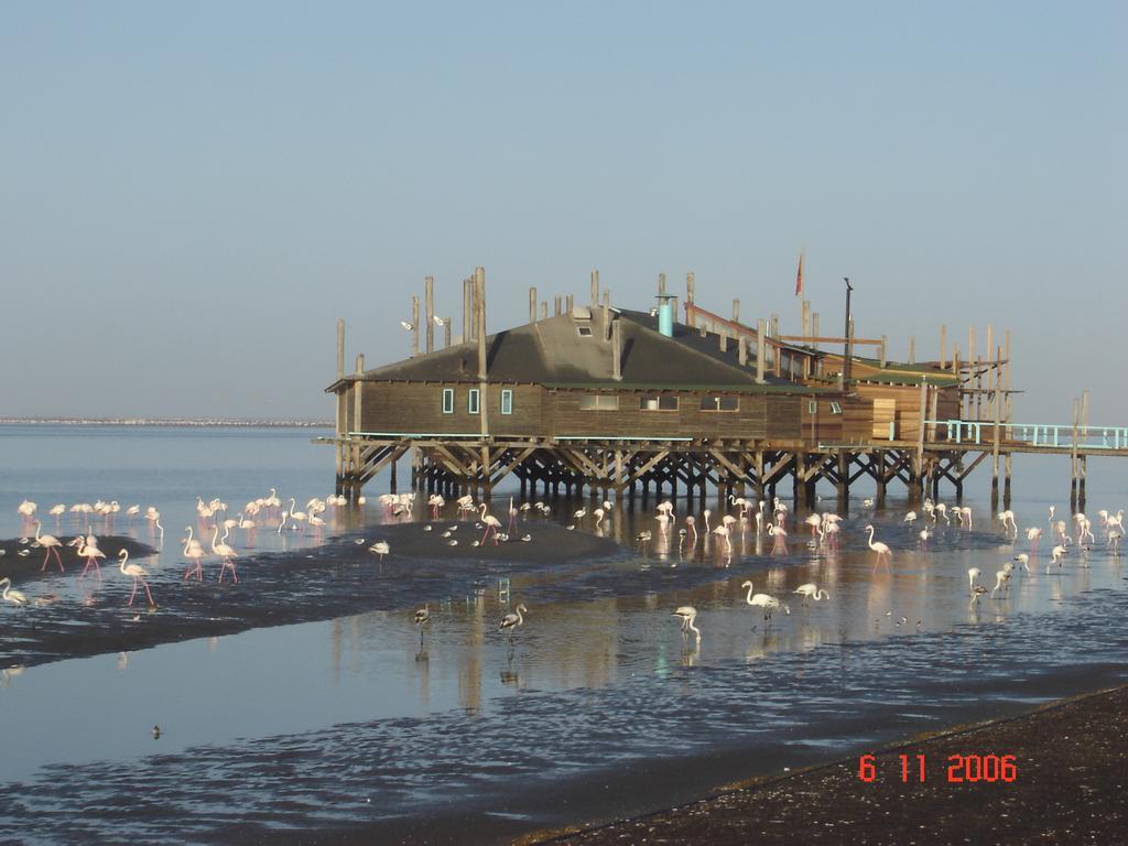 Appartamento Lagoon View Self Catering Walvis Bay Esterno foto